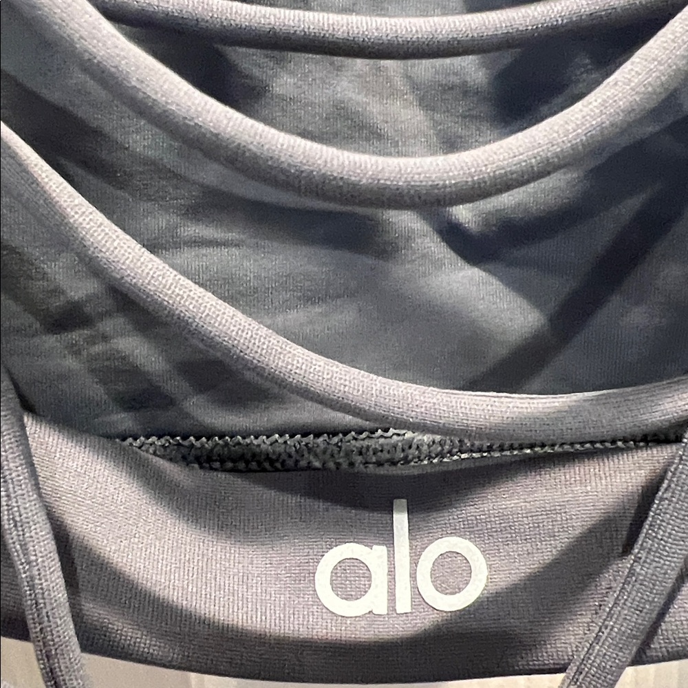 ALO Yoga Charcoal Tank Top - Picture 10 of 10